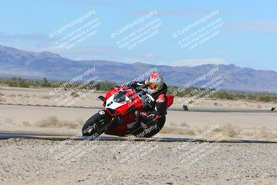 media/Feb-04-2024-SoCal Trackdays (Sun) [[91d6515b1d]]/7-Turn 9 Inside (1140am)/